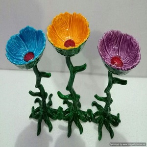 Tazón de Aluminio Ecológico Colorido con Soporte, Diseño Moderno y Atractivo para Decoración del Hogar o Uso en la Mesa - Product Image 1