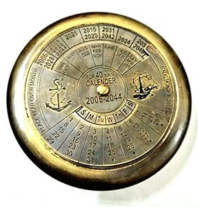 Porte-clés en laiton de qualité supérieure élégant pour cadeau porte-clés vente chaude calendrier en laiton Antique porte-clés porte-clés brillant taille de poche - Product Image 2