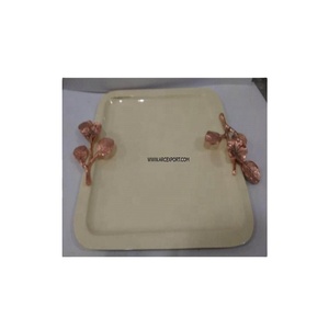 Classique Blanc Et Or Émail Décoration Alimentaire Plateau De Service Hôtel De Mariage Décoratif Collations Dessert Plateau De Service À Vendre Top - Product Image 1
