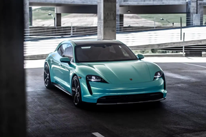 รถยนต์มือสองปี 2024 รุ่น Cross Turismo EV Wagon ขับเคลื่อนสี่ล้อ พวงมาลัยซ้าย เบาะหนัง มอเตอร์ไฟฟ้าคู่ กล้องมองหลัง จอสัมผัส - Product Image 3