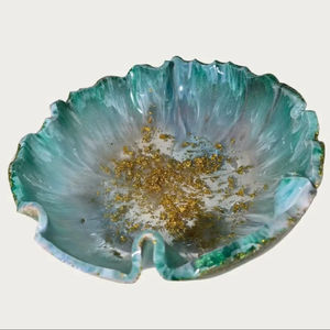 Bol à nourriture en résine époxy décorative avec des motifs de couleurs riches pour la décoration de table, bol à nourriture en résine époxy sur mesure pour les maisons modernes - Product Image 1