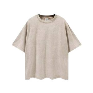 T-shirt surdimensionné à épaules tombantes avec lavage à l'acide de marque personnalisée - Product Image 5