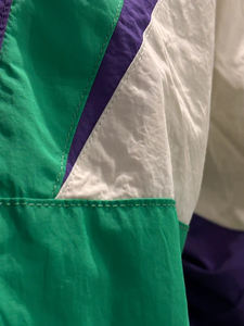 Chaqueta Cortavientos de Invierno 2026 al por Mayor, con Logotipo Personalizado OEM, Cierre de Cremallera con Logotipo Frontal para Hombre - Product Image 4