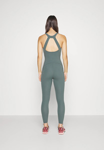 Mono de yoga para gimnasio de secado rápido con tarifa al por mayor para mujer, mono de yoga ligero, transpirable, elegante y cómodo con logotipo personalizado - Product Image 3