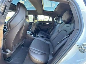 Nouvelle Porsche Pana-mera 2025 Voiture très propre et sans accident - Product Image 4