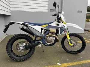Precio de descuento 2021 Husqvarnas FE450 disponible para envío a todo el mundo - Product Image 3