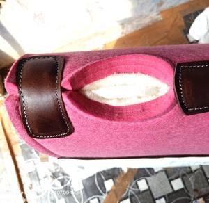 Almohadillas de sillín occidentales de fieltro de lana de Nueva Zelanda rosa claro de 1 \ "Diseño de falda redonda de alta calidad para montar a caballo al por mayor - Product Image 4