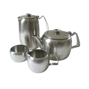 Service à thé de luxe en métal Design élégant Matériau de haute qualité Parfait pour les amateurs de thé à la maison et au bureau et les divertissements - Product Image 1