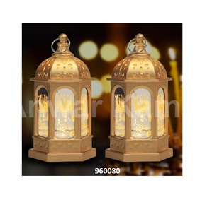 Linterna de metal antiguo de vidrio múltiple con base cuadrada marroquí para uso en fiestas de bodas - Product Image 6
