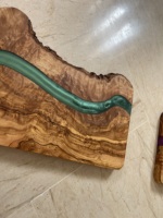 Planche de découpe Intercraft en bois et résine époxy, design rivière, 30 cm, 2,0 cm d'épaisseur, personnalisable, outil de cuisine intelligent