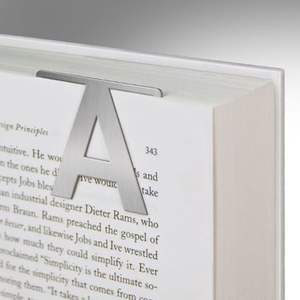 Marque-page en métal artisanal élégant avec des motifs faits à la main et un miroir argenté, parfait pour les amoureux des livres et les lecteurs - Product Image 5