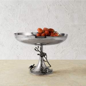 Grand bol décoratif en métal, idéal pour présenter des fruits, des collations ou des objets décoratifs dans le salon ou la cuisine - Product Image 1