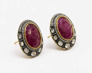 Pendientes ovalados de zafiro rojo Polki Moissanite CZ – Pendientes de tuerca de diseño victoriano - Product Image 3