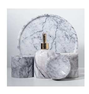 Ensemble d'accessoires de salle de bain en marbre Artisanat Meilleure vente Hôtel Maison Distributeur de savon et plateau Ensemble d'accessoires de salle de bain en marbre et résine - Product Image 3