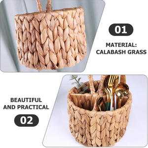 Contenedor tejido decorativo con un soporte de cuchara de jacinto de agua de primera calidad que agrega calor orgánico a cualquier mesa o esquina de cocina - Product Image 5