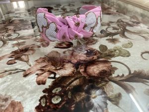 Louisiana State University แถบคาดศีรษะลูกปัดสำหรับเด็กประดับด้วยเม็ดลูกปัดเครื่องประดับผ้าเพื่อแสดงจิตวิญญาณของเสือของคุณอย่างมีสไตล์ - Product Image 4