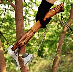 Hacha Vikinga de Acero al Carbono de Alta Calidad para Camping, con Funda de Cuero Fino, Venta al Por Mayor - Product Image 6