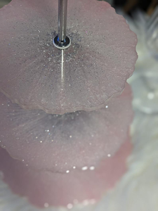 Base Redonda de Resina para Pastel, Elegante Soporte para Postres de Mesa - Product Image 2