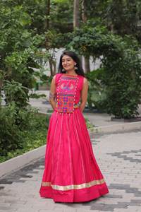 LAUNCHING NEW DESIGNER FESTIVE WEAR LEHENGA CHOLI FABRIC ROMAN WITH ATTRACTIVE <b>GOTA</b> PATTI LACE - Product Image 5