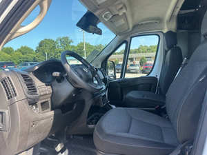 RAM ProMaster 2500 136 WB 2023 USADO EN PERFECTAS CONDICIONES - Product Image 4