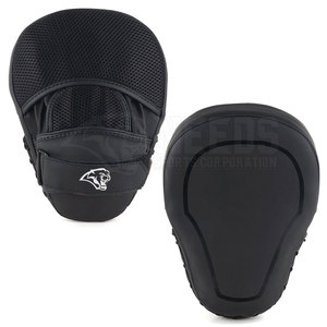 Wholesale 8oz New Style Durable Leather <b>Focus</b> <b>Pad</b> Waterproof Adults' Martial Arts Boxing Gloves Punching Hand Grips Customized - Product Image 1