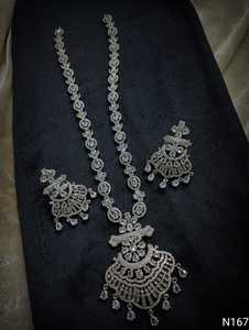 À la mode et fantaisie style indien américain diamant clouté collier avec boucles d'oreilles ensemble de bijoux pendentif ensemble pour femmes et filles - Product Image 3