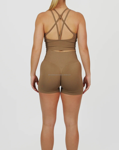 Conjunto Deportivo de 2 Piezas para Mujer, Color Marrón, Sin Costuras, Diseños Personalizados, Color Sólido, Transpirable, Ecológico, Spandex/Poliéster, Ajustado - Product Image 2