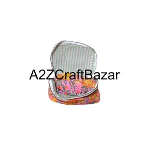 Bolsa de Maquillaje Artesanal con Cremallera, 100% Algodón Puro, Diseño Floral, Acolchada, Organizador de Viaje para Mujer - Product Image 2