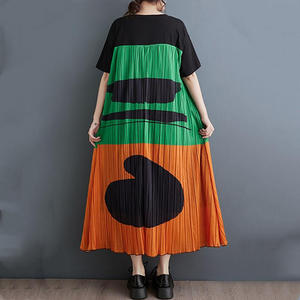 ชุดเดรสยาวของผู้หญิงลำลองผ้าฝ้ายพิมพ์ลายเป็นมิตรกับสิ่งแวดล้อมสำหรับวันหยุดพักผ่อนชายหาด - Product Image 2