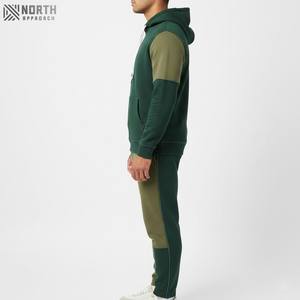 ชุดวอร์ม2ชิ้นสำหรับผู้ชายชุดออกกำลังกายกางเกงเล่นยิมพิมพ์ลายกราฟิก3D ขนาดใหญ่โลโก้ตามสั่งแนวไฮสตรีท - Product Image 4