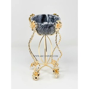 Brûleur d'encens de luxe tendance et créatif brûleur de cire d'encens à usage domestique avec grand brûleur Bakhoor en métal poli doré de qualité supérieure - Product Image 4