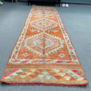 พรมวินเทจตุรกี, พรมแบบ Runner ขนาด 2.7x10 ฟุต (82x304 ซม.), พรมขนสัตว์สีส้มลายอิคัต - Product Image 1