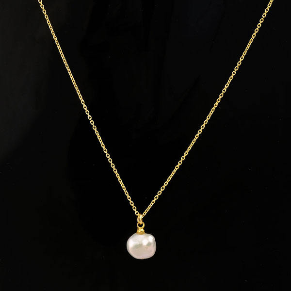 ไข่มุกสีขาว