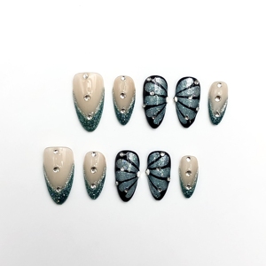 Bara corta di lusso unghie Chic Aura Press-On Set in blu e bianco - Product Image 1