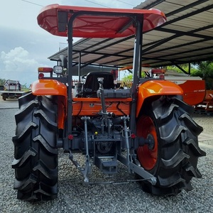 Tracteur Kubota haute performance M6040SU conçu pour la polyvalence et l'agriculture de précision. - Product Image 2