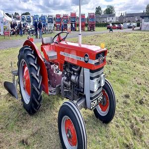 Tractor Massey Ferguson 130 de calidad superior disponible ahora entrega rápida y los mejores precios en el mercado de un líder de confianza - Product Image 5