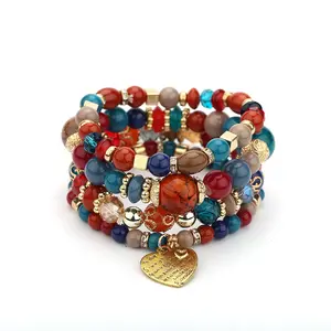 Best-seller Vente en gros de bracelets multicouches de style ethnique bohème avec perles cœur en cristal Bijoux pour femmes à la main