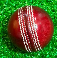 Pelota de Cricket YouthKing 43/4 OZS de Cuero Clásica para Entrenamiento, para Jóvenes de 8 a 12 Años, Costuras Tradicionales Duraderas