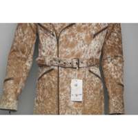 Jaket Trench Kulit Sapi Bold Elegance, Pakaian Luar Ruangan yang Bergaya