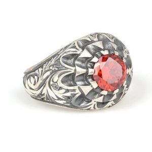 Anillo de Plata de Ley 925 para Hombre con Circonita Naranja y Piedra Color Granate, Bañado en Rodio, Elegante y Moderno para Uso Diario, Certificado IGI - Product Image 1