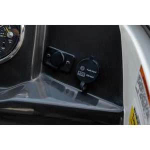 Bateau de course Bayliner VR4 BOWRIDER IB 200 CV 5.74x2.29m Neuf - Product Image 1