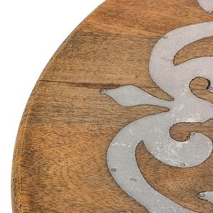 Plateau tournant en bois avec deux poignées latérales en fer, finition bois naturel et revêtement en poudre noire, forme ronde pour servir - Product Image 3