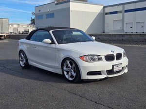 Voiture d'occasion de qualité abordable, BMW Série 1 135i 2008, conduite à gauche - Product Image 3