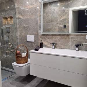 Mueble de Baño Europeo Moderno de Lujo TULPAR OSCAR-1895, 6 Estantes, Material MDF, Tiradores de Latón, Almacenamiento para Baño/Aseo - Product Image 1