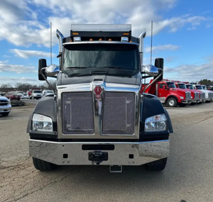Camión Volquete Kenworth T880 Usado 2021 Económico, Eje Triple, 485HP, Transmisión Automática de 6 Velocidades - Product Image 1