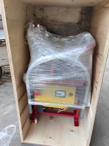 Plataforma Suspendida Eléctrica Industrial Moderna China Zlp250, Capacidad de Carga de 250 kg, Canasta Colgante de Acero, Uso en Apartamentos, Ajustable - Product Image 5