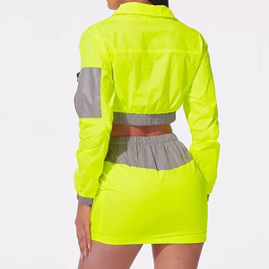 Pantalones cortos y faldas transpirables pintados con logotipo personalizado para mujer, conjunto con volantes, lazo de motorista, bordado de encaje, cremallera, fajas con botones a rayas laterales - Product Image 4