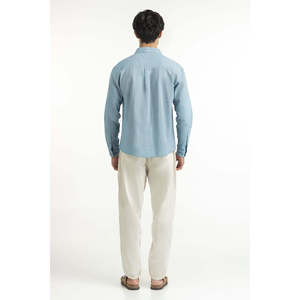 เสื้อเชิ้ตผู้ชายลำลอง ทรงปกติ ผ้าฝ้ายป๊อปลิน 100% ติดกระดุมสองแถว ระบายอากาศได้ดี รับผลิตแบบ ODM - Product Image 2