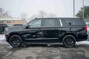 Voiture d'occasion Diesel 2024 RHD/LHD Conduite à droite Livraison rapide disponible Sans accident et prête à être expédiée - Product Image 2