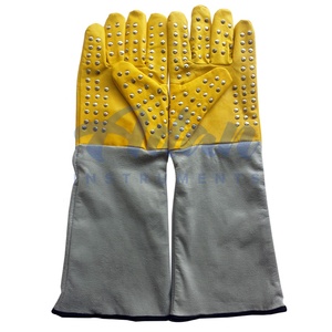 Guantes Veterinarios de Cuero Genuino con 520 Pernos de Acero para Protección Contra Mordeduras de Animales, para Manipulación de Serpientes, Gatos y Perros - Product Image 5